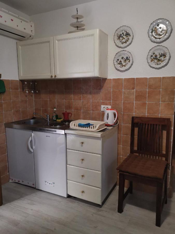 Apartment Giulio - 10Mt To The Beach 罗维尼 外观 照片