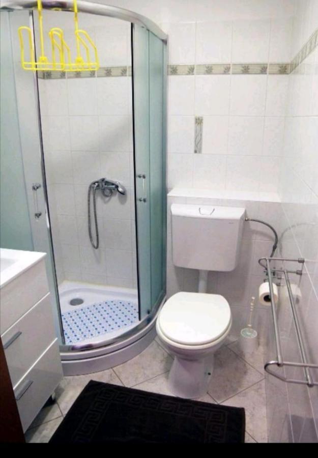 Apartment Giulio - 10Mt To The Beach 罗维尼 外观 照片